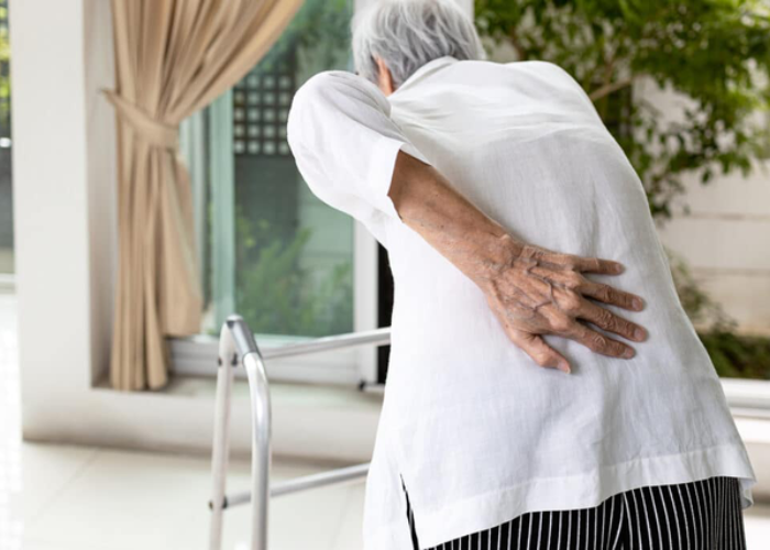 Bệnh loãng xương ở người già