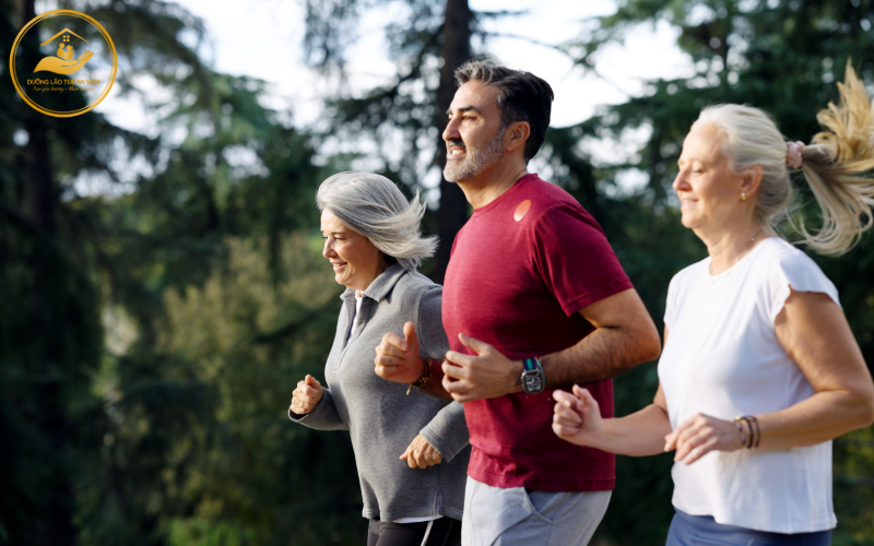 Cách tập thở bụng giúp người già