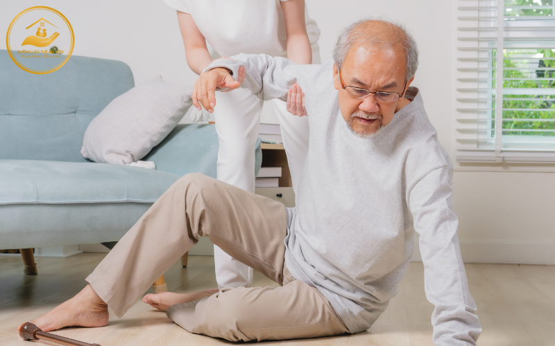 Hướng dẫn tập đi bằng khung tập đi cho người già