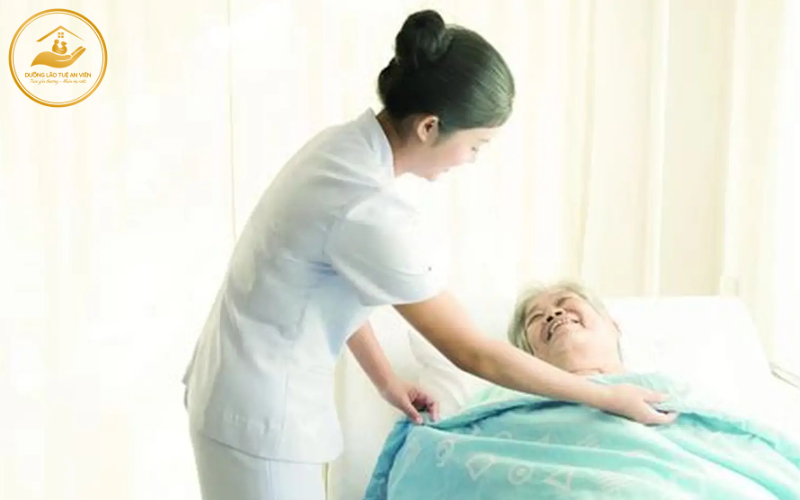 Kỹ thuật xoa bóp bấm huyệt trong phục hồi 