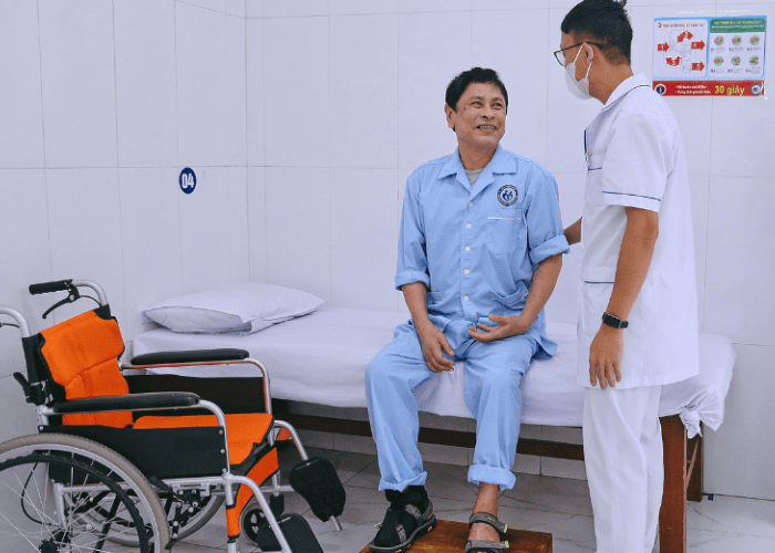 kỹ thuật di chuyển người bệnh từ giường sang xe lăn