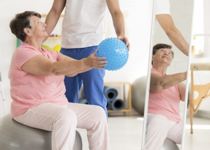 phục hồi chức năng vận động cho người sau tai biến