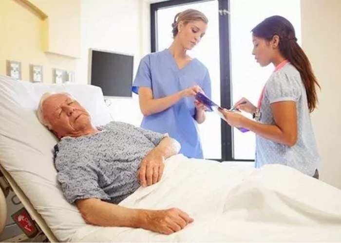 tâm lý người già khi bị liệt và cách động viên (3)